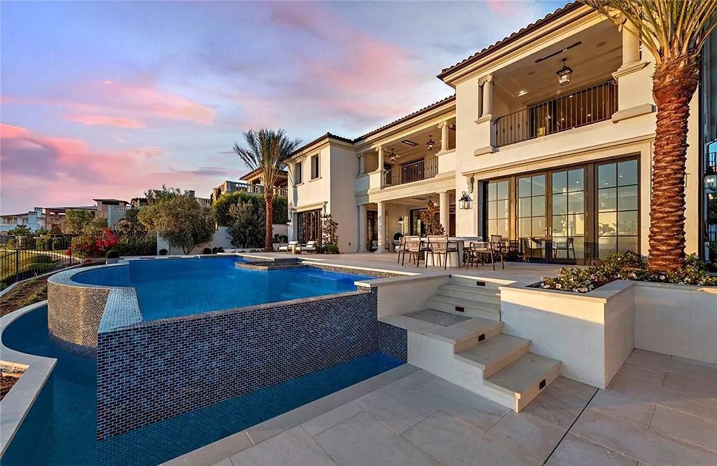 The Villa in Newport Coast, a Crystal Cove’s newest estate with southwest facing views in the exclusive enclave offering a lifestyle of unparalleled luxury is now available for sale. This home located at 22 Midsummer, Newport Coast, California 