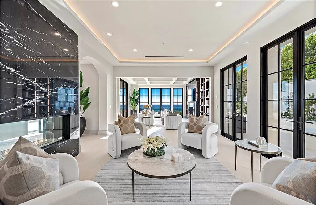 The Villa in Newport Coast, a Crystal Cove’s newest estate with southwest facing views in the exclusive enclave offering a lifestyle of unparalleled luxury is now available for sale. This home located at 22 Midsummer, Newport Coast, California 