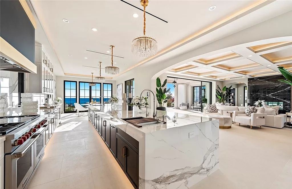 The Villa in Newport Coast, a Crystal Cove’s newest estate with southwest facing views in the exclusive enclave offering a lifestyle of unparalleled luxury is now available for sale. This home located at 22 Midsummer, Newport Coast, California 