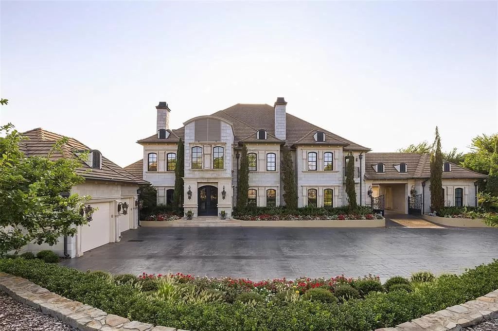 The Home in Southlake, a beautifully updated home with multiple outdoor living areas and balconies overlooking backyard paradise is now available for sale. This home located at 400 S White Chapel Blvd, Southlake, Texas