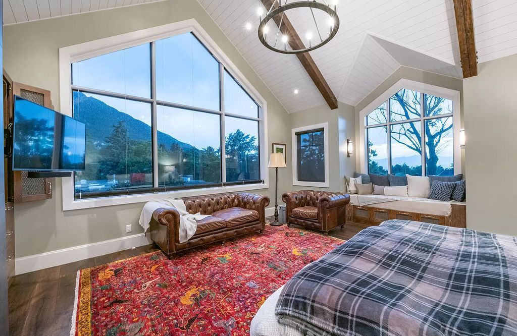 The Farmhouse in Salt Lake City, a fabulous home nestled in a picturesque mountain setting of serene tranquility, panoramic views and privacy offering everything and more to keep kids and adults entertained is now available for sale. This home located at 4033 S Parkview Dr, Salt Lake City, Utah