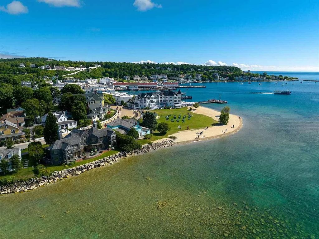 The Homes on Mackinac Island is a luxurious home with astonishing views take your breath away, now available for sale. This home located at 7575 Main St, Mackinac Island, Michigan