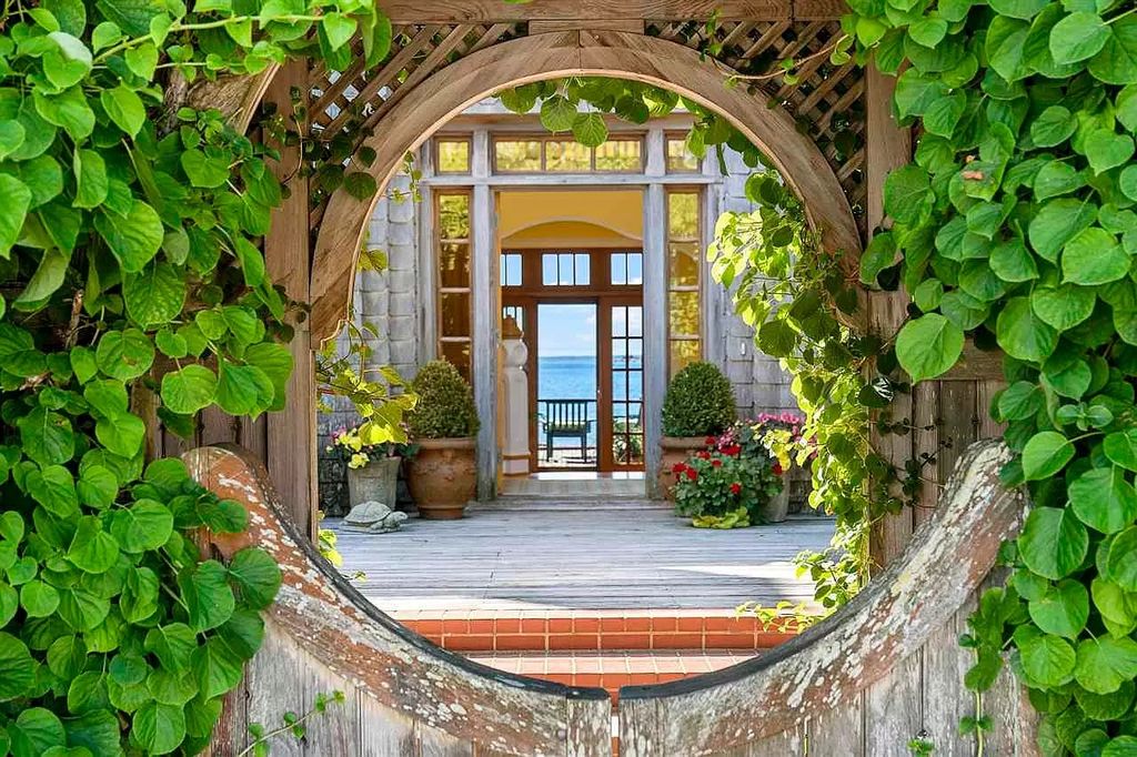 The Homes on Mackinac Island is a luxurious home with astonishing views take your breath away, now available for sale. This home located at 7575 Main St, Mackinac Island, Michigan