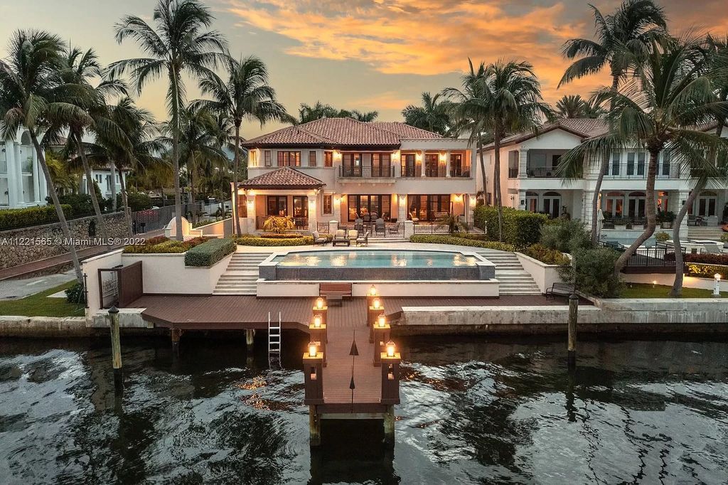 The Home in Miami, a spectacular Mediterranean 2-story waterfront residence with incredible unobstructed views of Biscayne Bay is now available for sale. This home located at 1940 S Bayshore Ln, Miami, Florida