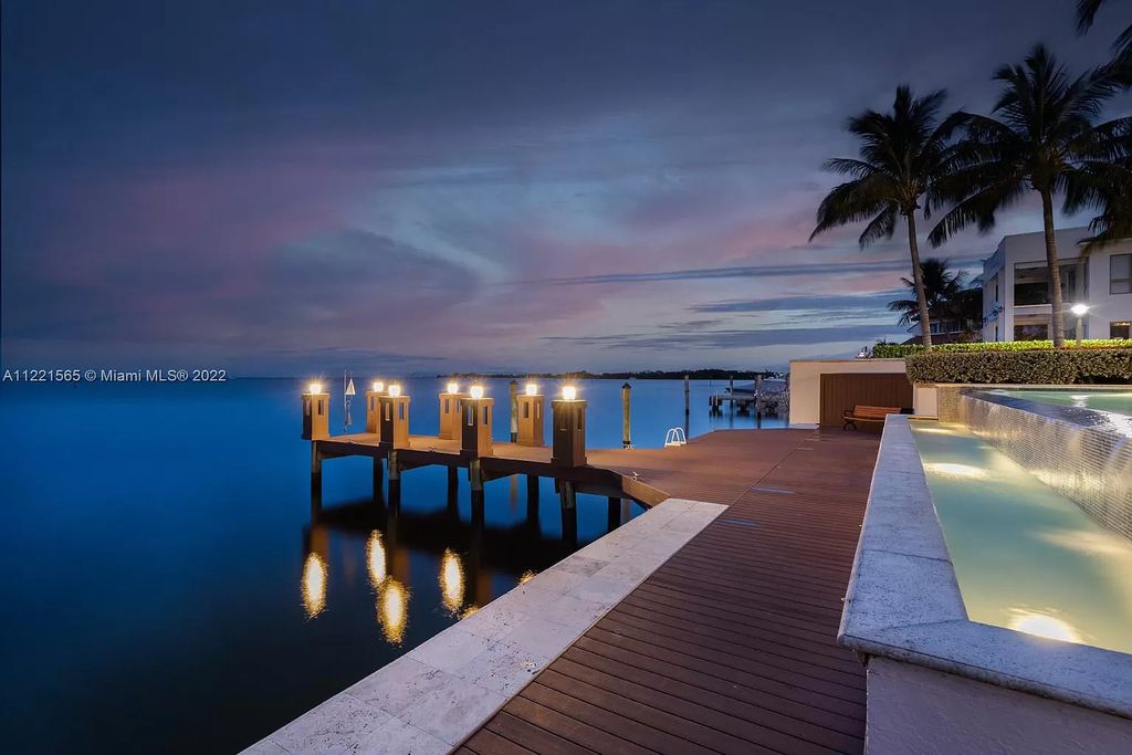 The Home in Miami, a spectacular Mediterranean 2-story waterfront residence with incredible unobstructed views of Biscayne Bay is now available for sale. This home located at 1940 S Bayshore Ln, Miami, Florida