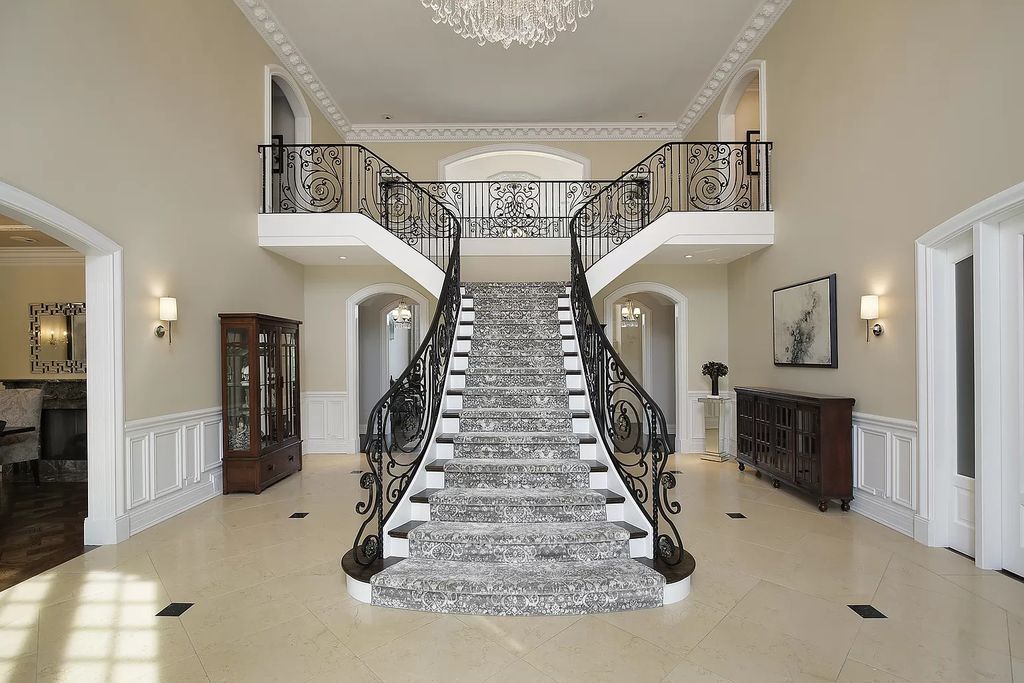 The Estate in Illinois is a luxurious home upgraded with all new hi end appliances and amenities now available for sale. This home located at 500 Voltz Rd, Northbrook, Illinois; offering 07 bedrooms and 10 bathrooms with 9,748 square feet of living spaces.