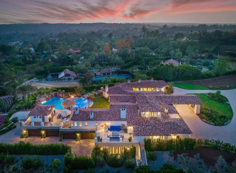 This Magnificent Custom Home in Rancho Santa Fe has An Amazing Outdoor