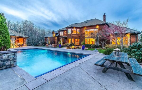 This $2.9M Stunning Home in Eugene Blends Northwest Contemporary Style ...