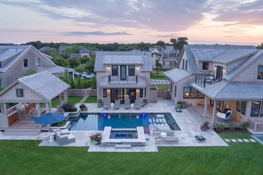 The Estate in Nantucket is a luxurious home thoughtfully designed to incorporate all the bells and whistles in a tasteful and elegant fashion now available for sale. This home located at 21 Ellens Way, Nantucket, Massachusetts; offering 05 bedrooms and 06 bathrooms with 6,200 square feet of living spaces.