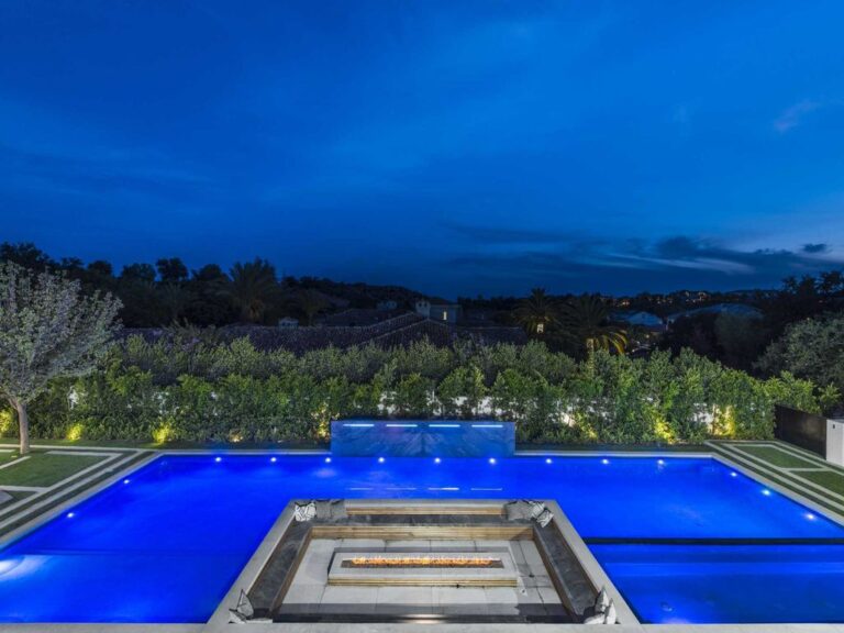 This Truly Masterpiece in Calabasas Showcases A Brilliant Reimagined