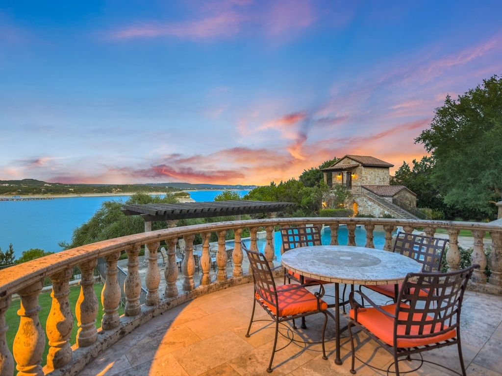 The Estate in Jonestown, a stunning estate constructed and situated at the end and hilltop area of The Peninsula on North Lake Shore Lake Travis is now available for sale. This home located at 16904 Regatta Cv, Jonestown, Texas