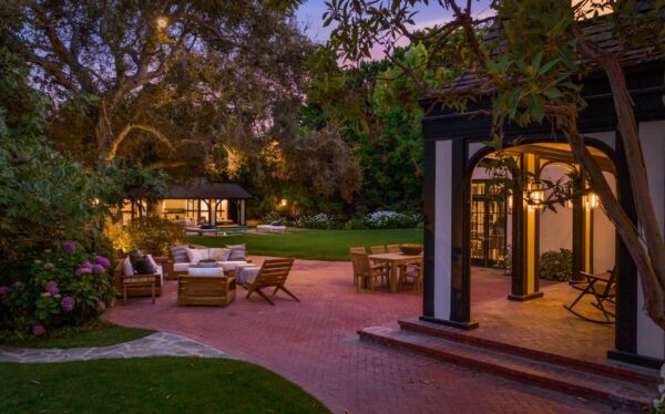 Asking for $35 Million, This Newly Renovated Estate in Pacific ...