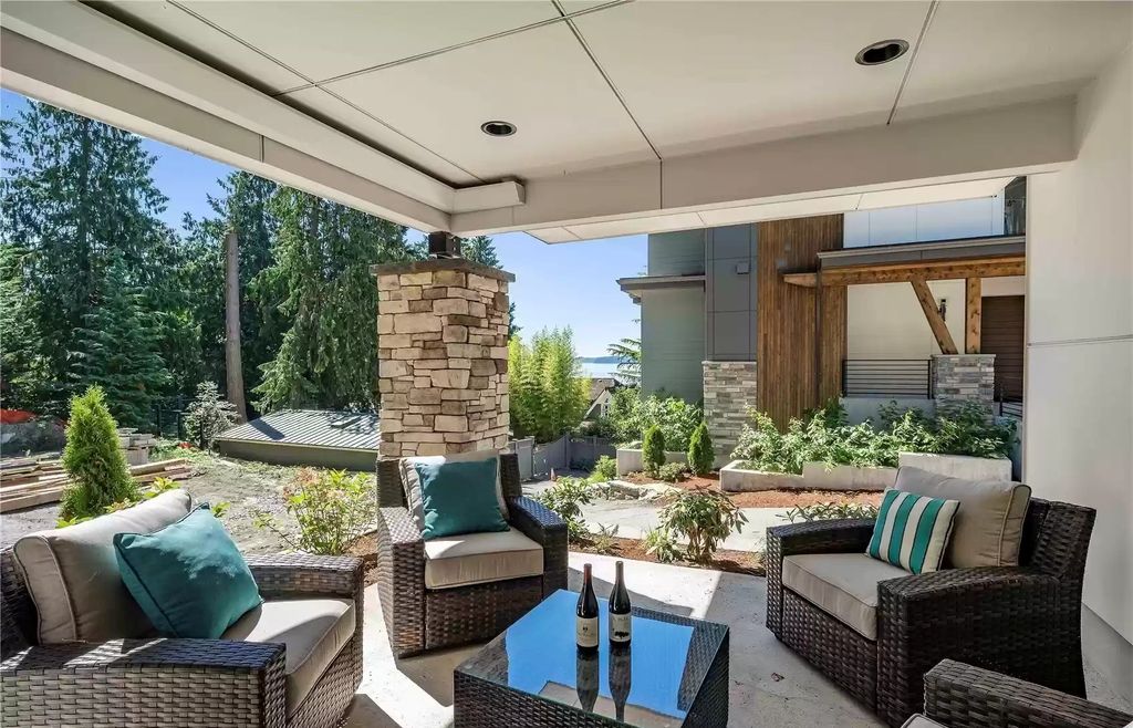 The Estate in Seattle is a luxurious home among 8 stunning homes above Beach Drive now available for sale. This home located at 5626 SW Beach Drive, Seattle, Washington; offering 05 bedrooms and 06 bathrooms with 4,674 square feet of living spaces.