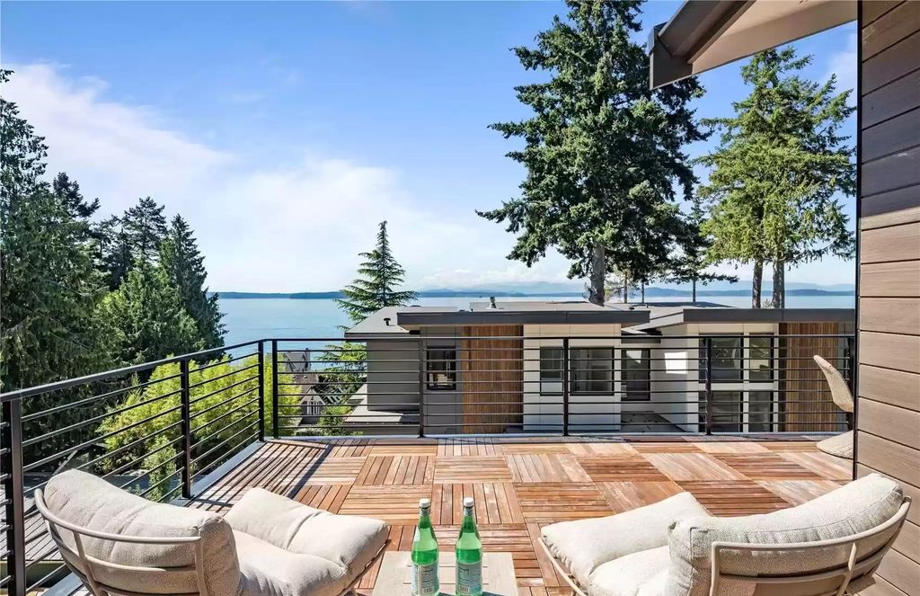 The Estate in Seattle is a luxurious home among 8 stunning homes above Beach Drive now available for sale. This home located at 5626 SW Beach Drive, Seattle, Washington; offering 05 bedrooms and 06 bathrooms with 4,674 square feet of living spaces.