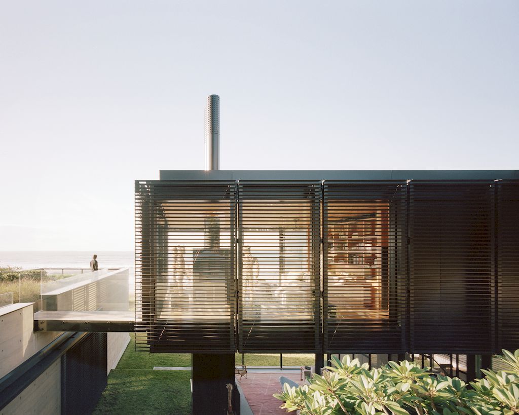 Bilgola Beach House Transforms with Operable Shutters by Olson Kundig