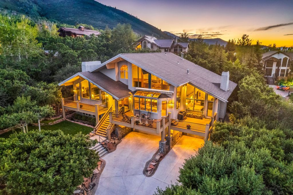 The Home in Park City, a custom and classic mountain contemporary estate surrounded by natural landscaping offering breathtaking, and expansive ski resort and Old Town views is now available for sale. This home located at 2437 Iron Canyon Dr, Park City, Utah