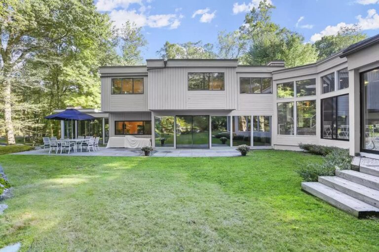 Define Nature’s Paradise with Zen Serenity, This Modern House in Greenwich Asking for $3.995M