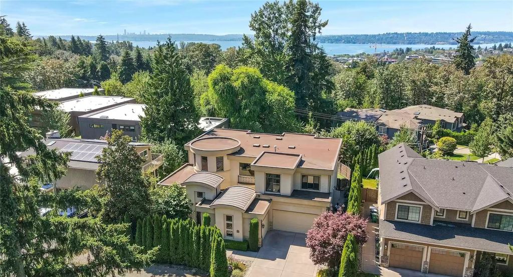 The Estate in Kirkland is a luxurious home that accommodates traditional grandeur now available for sale. This home located at 8131 116th Avenue NE, Kirkland, Washington; offering 04 bedrooms and 03 bathrooms with 3,730 square feet of living spaces.