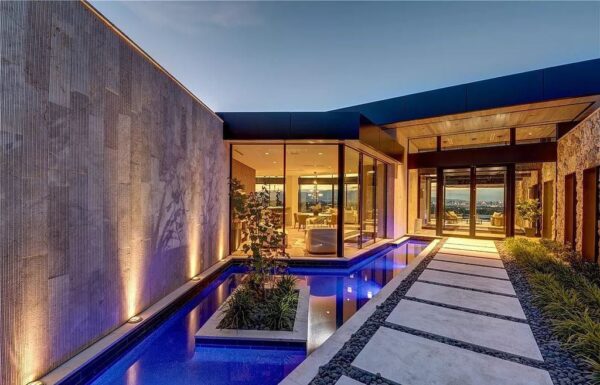 Hit The Market for $7.95 Million, This Brand New Modern Home in ...