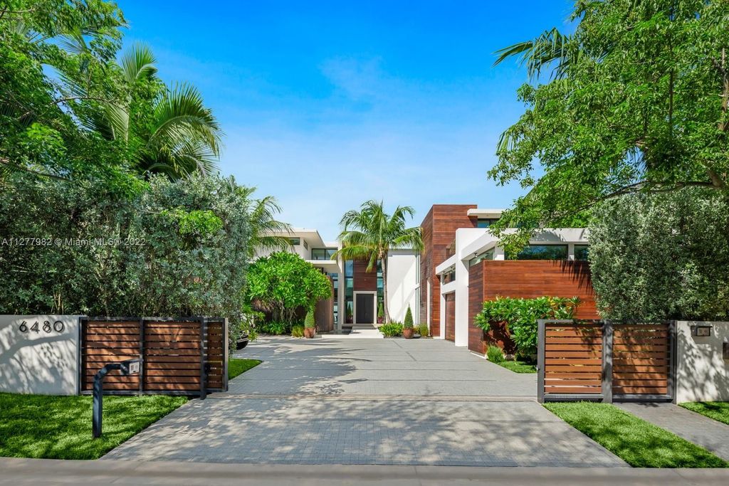 The Miami Beach Home, a tropical modern masterpiece with 110 foot of water frontage designed by Choeff Levy Fischman featuring luxurious amenities for extraordinary Florida waterfront living is now available for sale. This home located at 6480 Allison Rd, Miami Beach, Florida