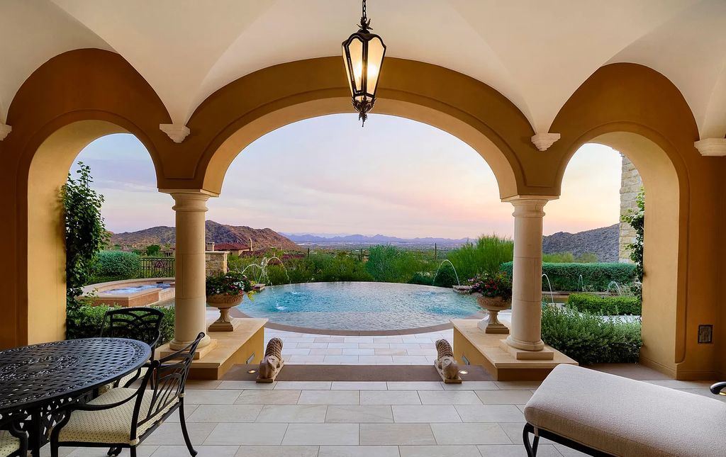 The Home in Scottsdale, a noteworthy property offers unprecedented balance between priceless sweeping views of the valley below and unparalleled lot location at 2,000 feet is now available for sale. This home located at 21376 N 110th Pl, Scottsdale, Arizona
