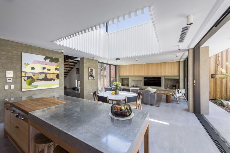 Millswood House, a Doublefronted Cottage in Australia by studio gram