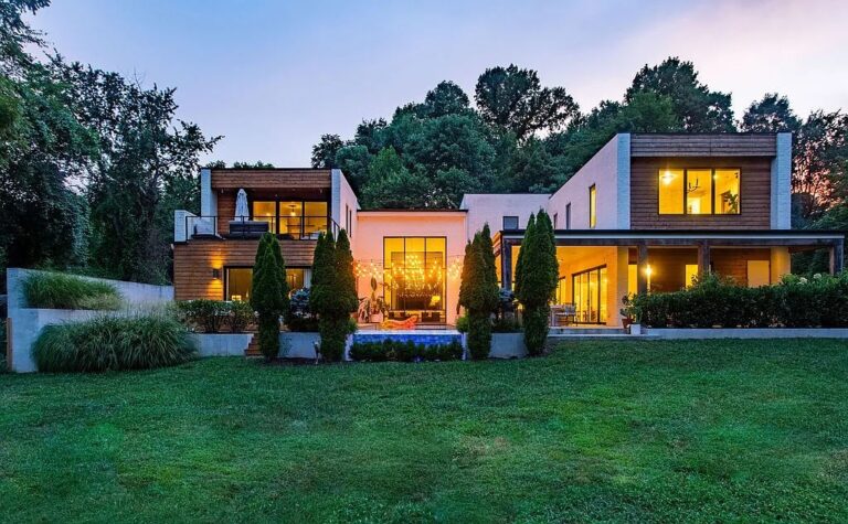 Modern Masterpiece on a Flat 5 Acre in Nashville with Privacy and Luxury Asks for $3.975M