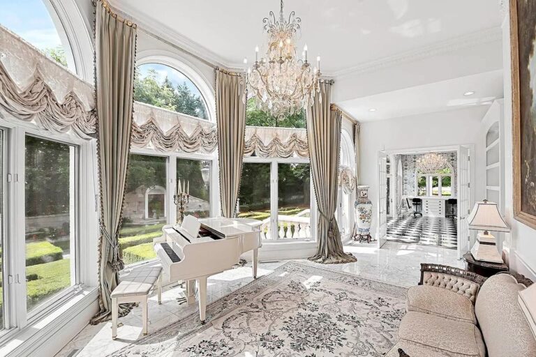 Palatial Mediterranean Style Estate on Over 1Acre Lot in Oak Brook's