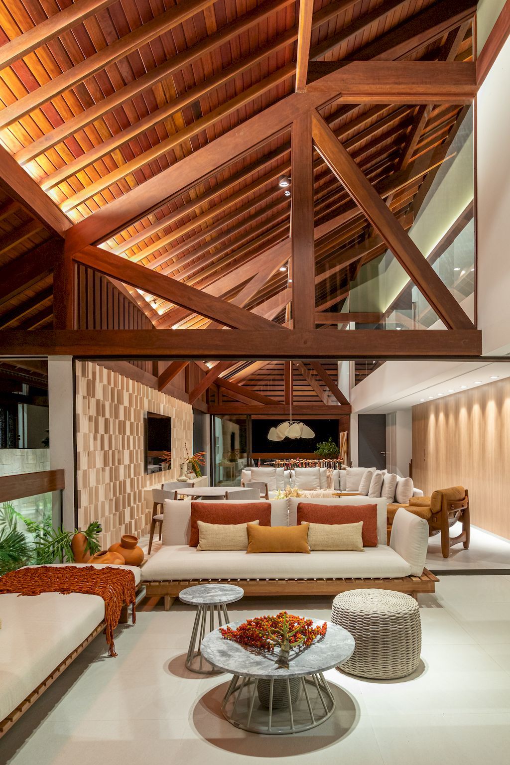 Paulo Minosso House An Impressive Home by Porto Neves Arquitetura 2