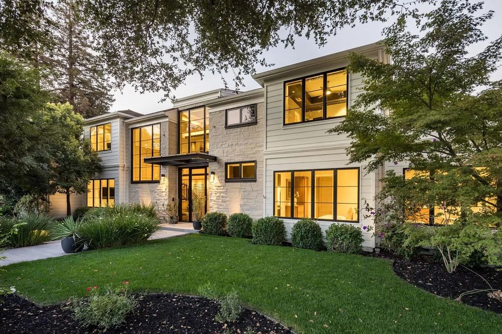 The Home in Atherton, a spectacular modern masterpiece perfectly suited for a contemporary lifestyle with high-end appointments offering the luxury and hospitality is now available for sale. This home located at 33 Emilie Ave, Atherton, California