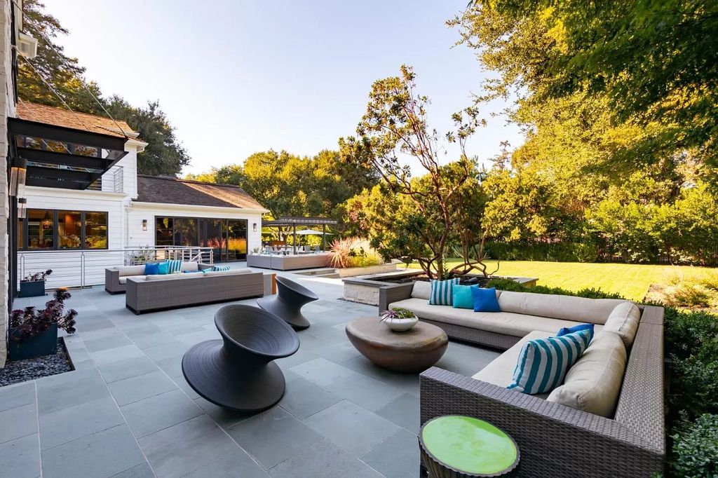 The Home in Atherton, a spectacular modern masterpiece perfectly suited for a contemporary lifestyle with high-end appointments offering the luxury and hospitality is now available for sale. This home located at 33 Emilie Ave, Atherton, California