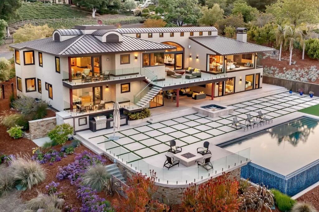 The Home in Los Altos Hills, a a 5-star resort custom estate features modern design, luxurious finishes, outstanding views and high-end appointments at every turn is now available for sale. This home located at 26301 Silent Hills Ln, Los Altos Hills, California