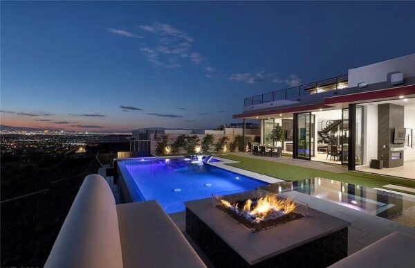Stunning Henderson Smart Home with Strip and Mountain Views in Exclusive MacDonald Highlands Asks $3.795 Million