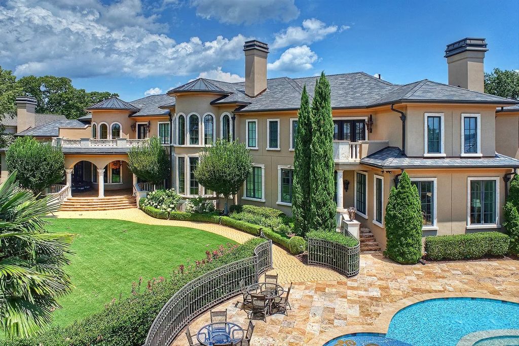 The Estate in Cornelius is a luxurious home completed with abundant indoor, outdoor living and entertaining spaces now available for sale. This home located at 18019 Harbor Light Blvd, Cornelius, North Carolina; offering 06 bedrooms and 11 bathrooms with 15,048 square feet of living spaces.