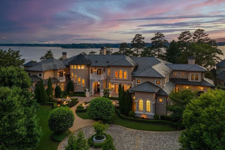 A Grand Scale Estate Built with Utmost Attention to Quality and Detail in North Carolina for $16,000,000