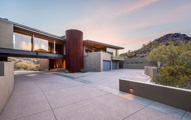 The Bridge House, A Significant Contemporary Home with The Stunning Architecture in Scottsdale Asks for $13.5 Million