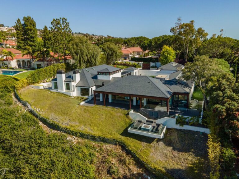 This 15 Million One of A Kind Home in Palos Verdes Estates boasts The