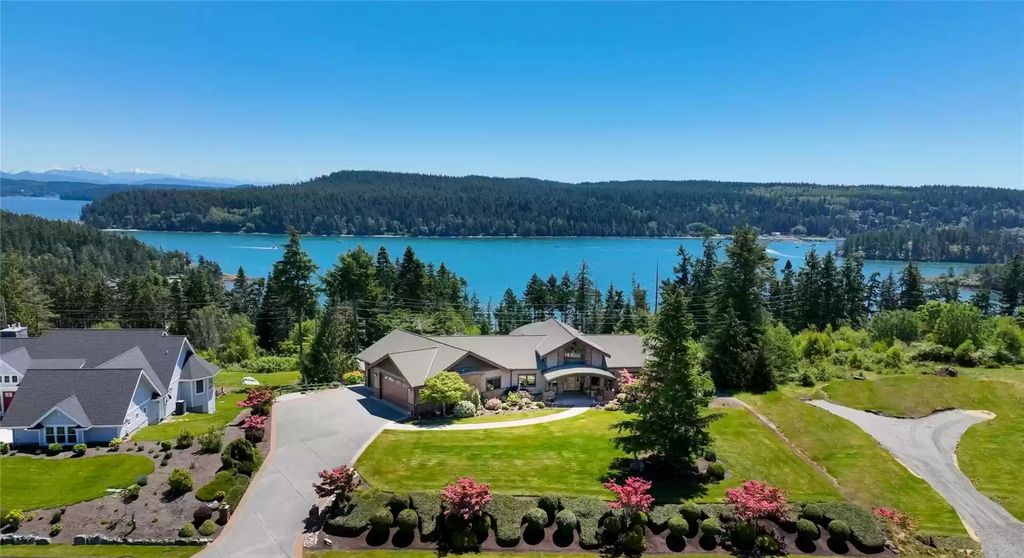 The Estate in Anacortes is a luxurious home featuring custom details throughout now available for sale. This home located at 15751 N Deception Shores Drive, Anacortes, Washington; offering 05 bedrooms and 05 bathrooms with 4,465 square feet of living spaces. 