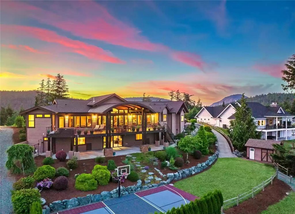 The Estate in Anacortes is a luxurious home featuring custom details throughout now available for sale. This home located at 15751 N Deception Shores Drive, Anacortes, Washington; offering 05 bedrooms and 05 bathrooms with 4,465 square feet of living spaces. 