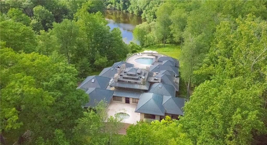 The Estate in Stamford is a luxurious home featured in Architectural Digest magazine now available for sale. This home located at 103 S Lake Dr, Stamford, Connecticut; offering 05 bedrooms and 06 bathrooms with 10,427 square feet of living spaces.