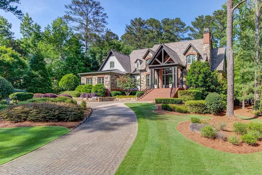 The Estate in Suwanee is a luxurious home which is vastly different from any other estate you've ever known now available for sale. This home located at 4675 Whitestone Way, Suwanee, Georgia; offering 06 bedrooms and 09 bathrooms with 10,743 square feet of living spaces.