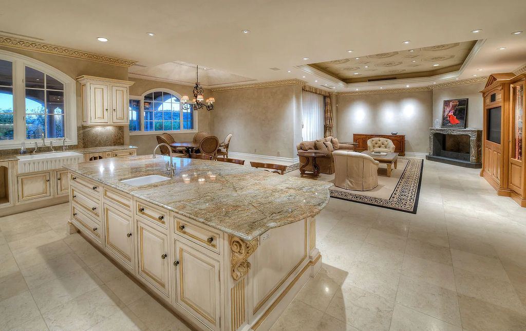 The Home in Tucson, a spectacular all-masonry stucco mansion nestled in prestigious, gated The Canyons offers sweeping city, mountain, sunset and sunrise views is now available for sale. This home located at 7582 N Secret Canyon Dr, Tucson, Arizona