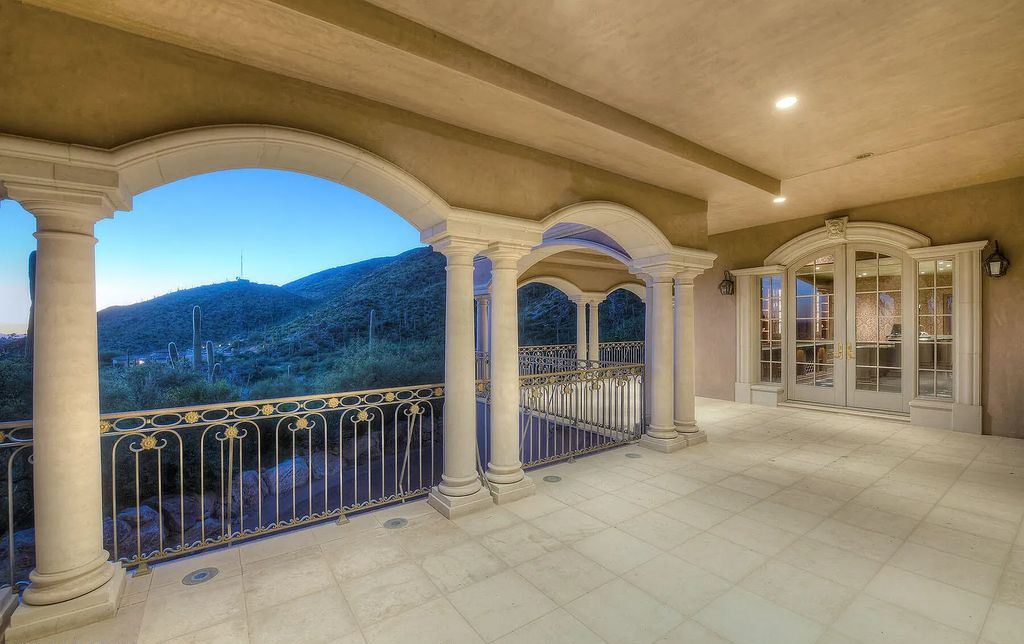 The Home in Tucson, a spectacular all-masonry stucco mansion nestled in prestigious, gated The Canyons offers sweeping city, mountain, sunset and sunrise views is now available for sale. This home located at 7582 N Secret Canyon Dr, Tucson, Arizona