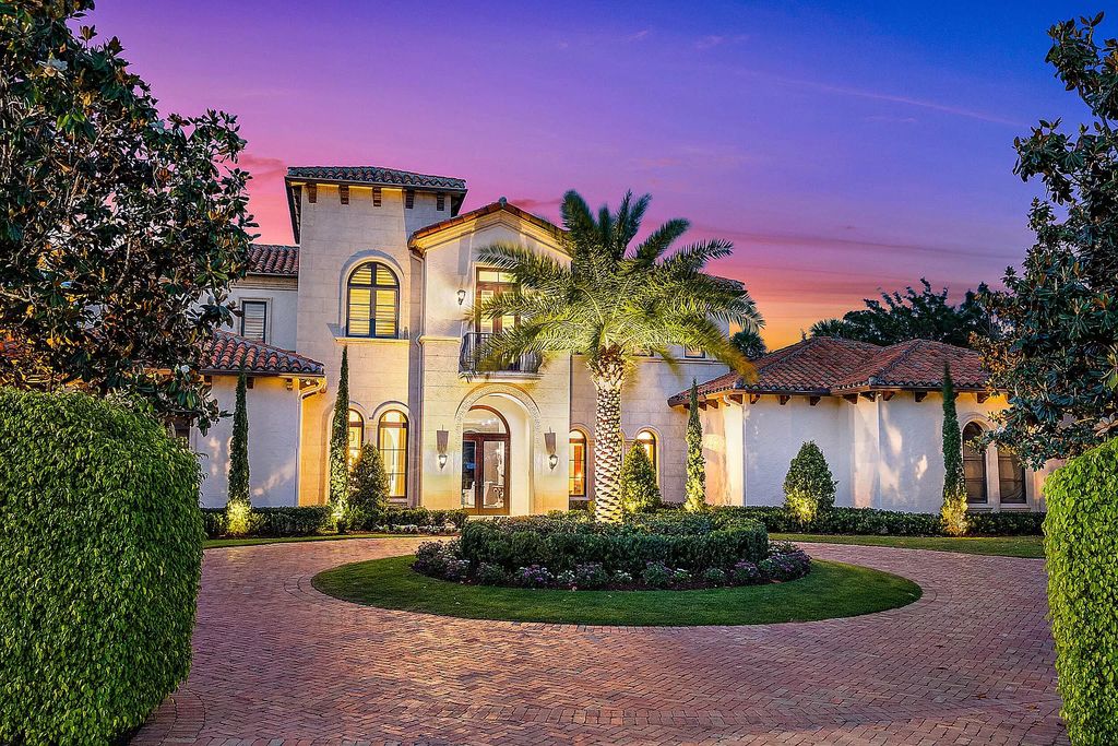 The Home in Palm Beach Gardens, a private custom estate on the largest homesite within Frenchman's Reserve offering luxurious amenities for both living and entertaining is now available for sale. This home located at 667 Hermitage Cir, Palm Beach Gardens, Florida