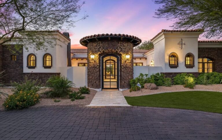 This $6,999,999 Paradise Valley Home Just Undergone An Exceptional Renovation to Make It Becomes A Perfect Place for Entertaining