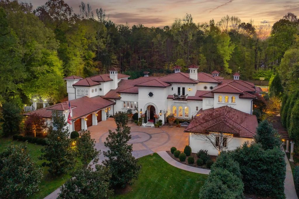 The Estate in Charlotte is an entertainers paradise and conveniently located, now available for sale. This home located at 8371 Providence Rd, Charlotte, North Carolina