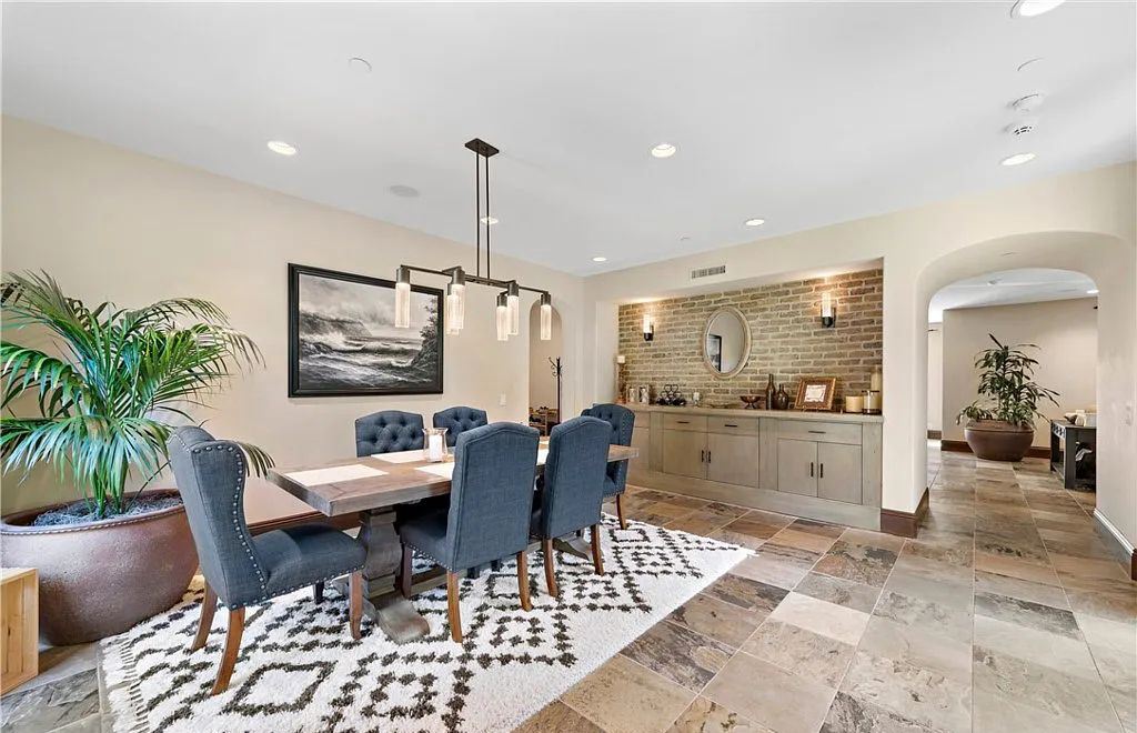 The Home in San Clemente, a beautifully upgraded residence offers panoramic ocean, valley, hill and city-light views from indoor and outdoor living areas is now available for sale. This home located at 18 Via Alcamo, San Clemente, California