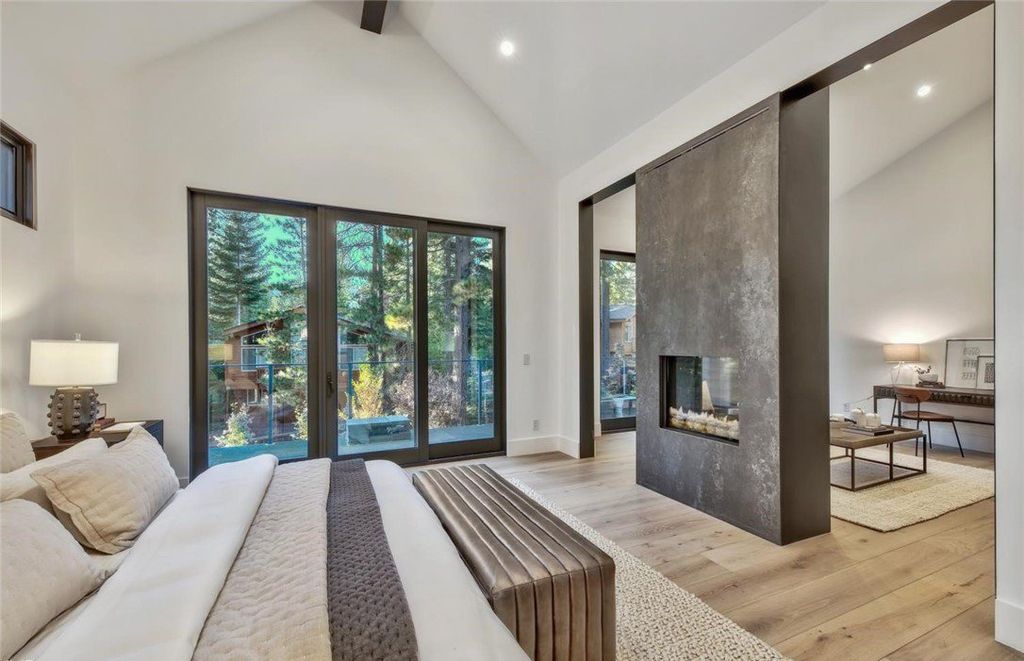 135 Selby Drive, Incline Village, Nevada is newly constructed residence with contemporary functional design embraces a tranquil setting in the coveted Mill Creek neighborhood. 