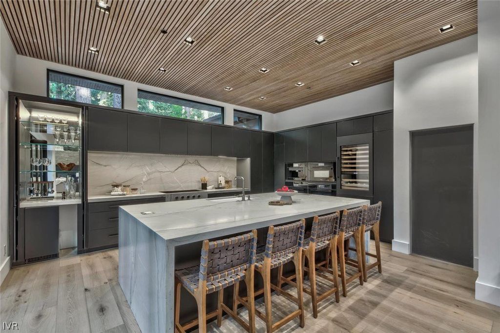 135 Selby Drive, Incline Village, Nevada is newly constructed residence with contemporary functional design embraces a tranquil setting in the coveted Mill Creek neighborhood. 