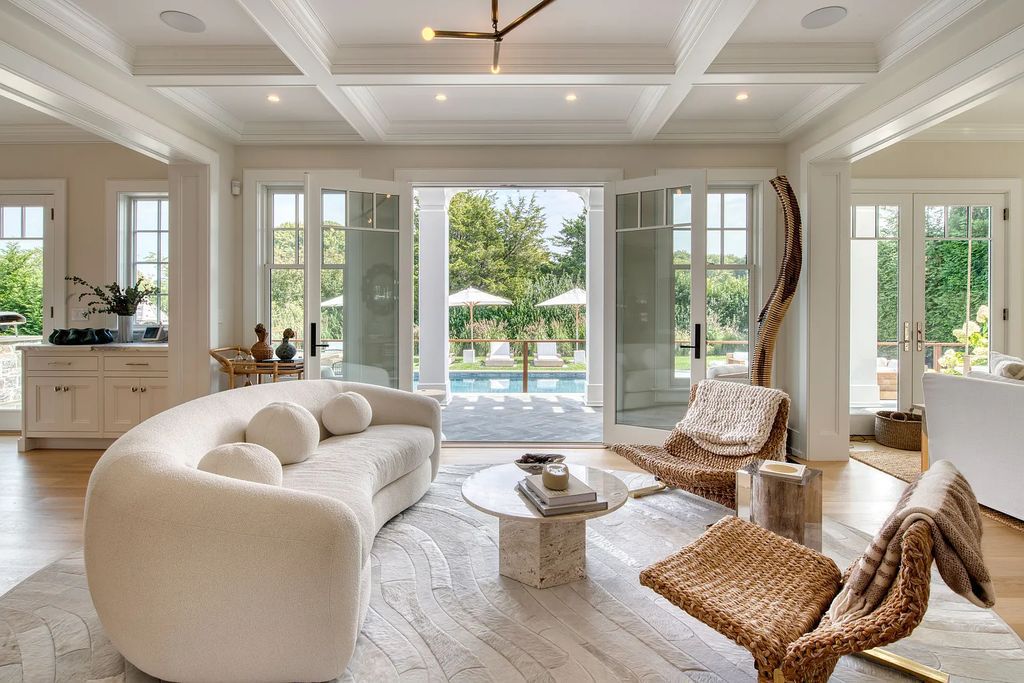 The Home in East Hampton, an architectural masterpiece features only top-of-the-line luxury finishes including a premium marble and tile package, waterworks fixtures throughout the entire residence is now available for sale. This home located at 68 Egypt Ln, East Hampton, New York